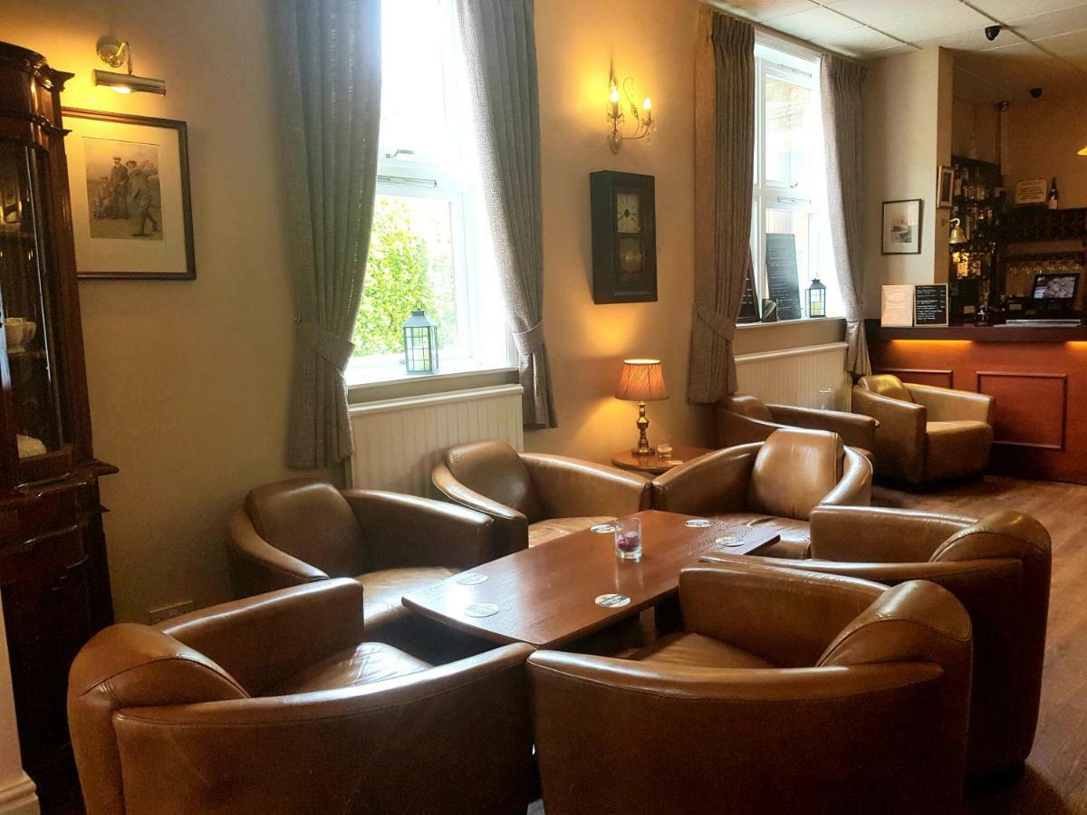 The Chetwynde Hotel 배로우인퍼니스 외부 사진