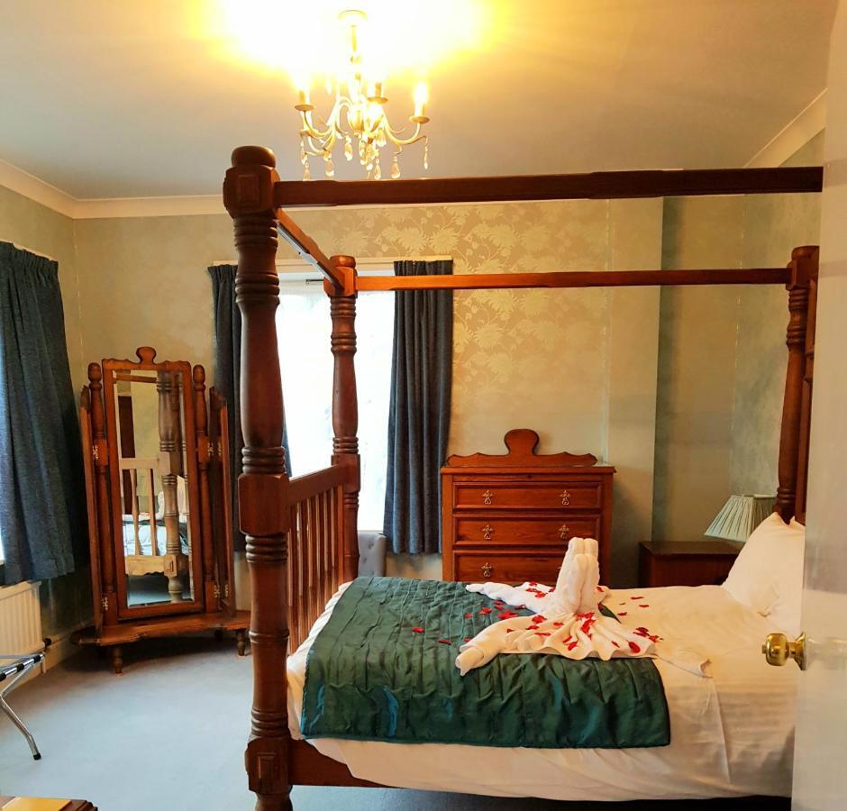 The Chetwynde Hotel 배로우인퍼니스 외부 사진